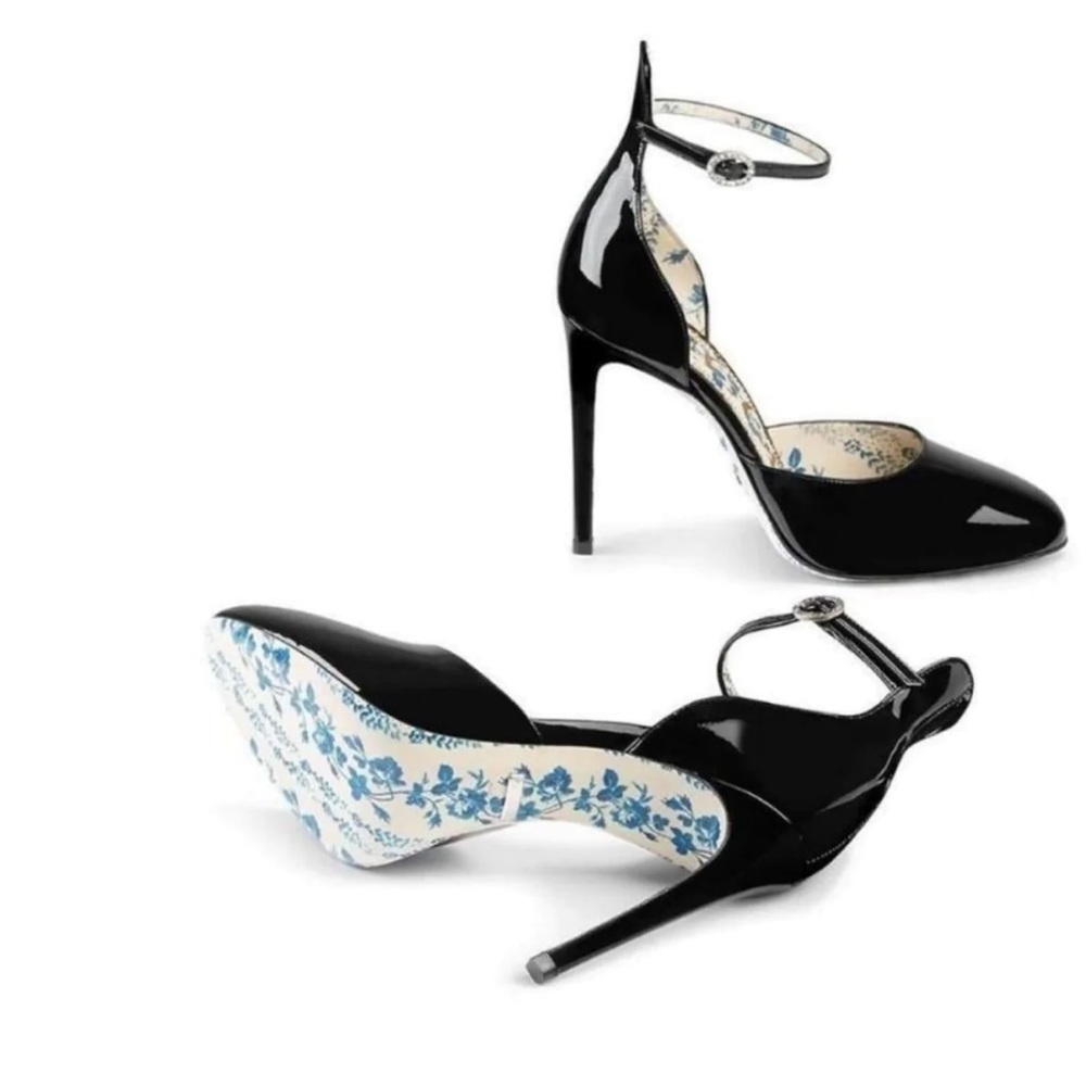 Beautiful GUCCI Patent Leather Pumps